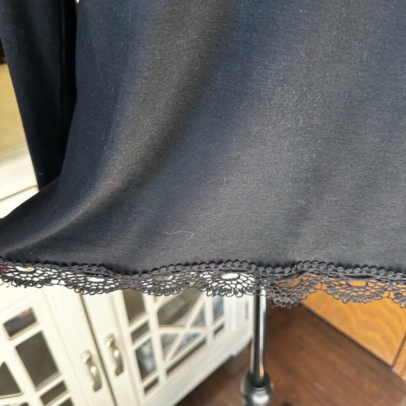 Women’s Black V Neck Top - Picture 5 of 5